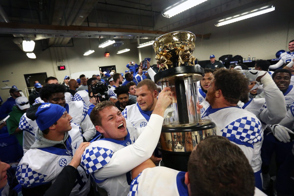 Kentucky-Louisville Recap: Lamar Jackson Far From Heisman-Worthy In Loss To Kentucky