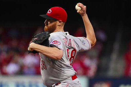 Marlins Acquire Dan Straily from Reds for Three Prospects