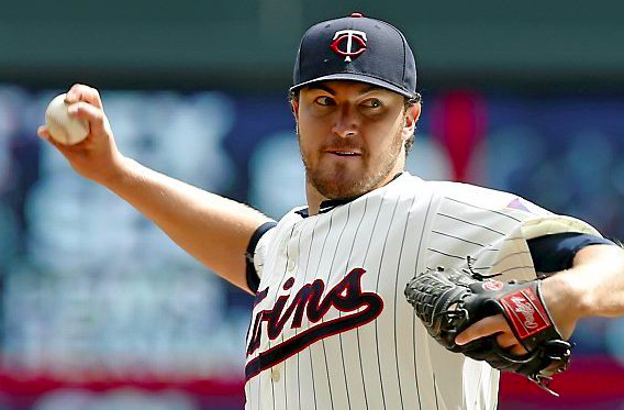 Shoulder Issue Sends Phil Hughes To DL, Twins Recall Kyle Gibson