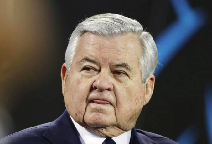 Jerry Richardson To Sell Carolina Panthers After Season