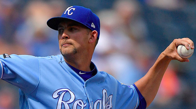 Texas Rangers Land Mike Minor, Re-Sign Tony Barnette