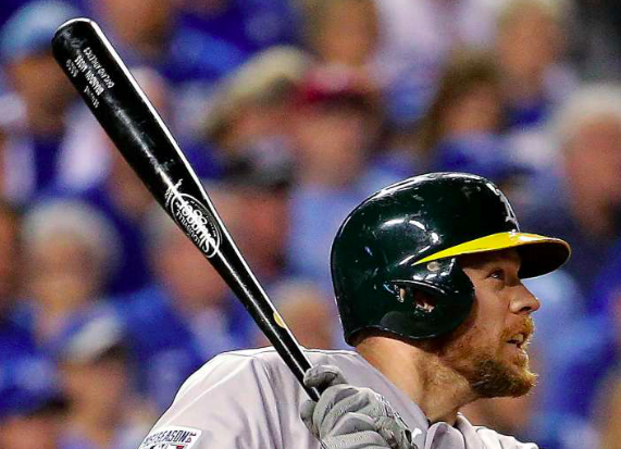 Royals Ship Brandon Moss To Athletics in Four-Player Trade
