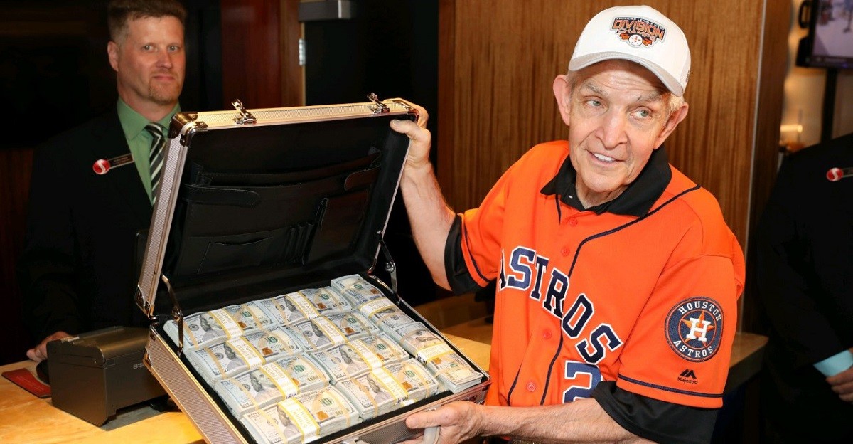 Jim “Mattress Mack” McIngvale Bets $3.5 Million on Astros Winning Title