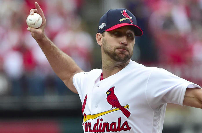 Adam Wainwright Re-Signs with St. Louis Cardinals