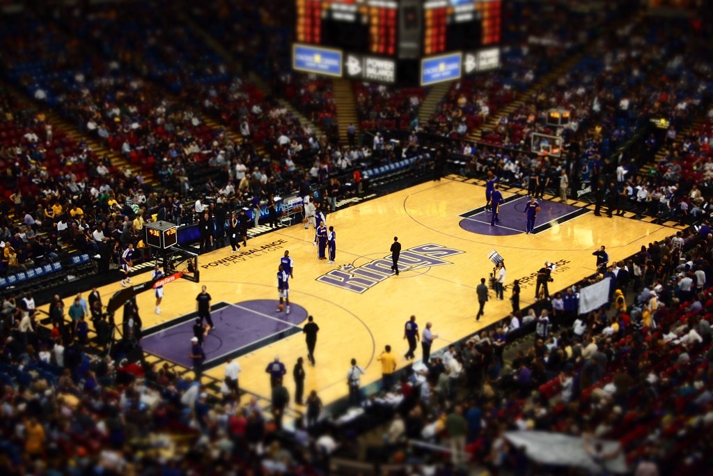 Sacramento Kings vs Golden State Warriors Betting Pick Against the Spread 04/15/2023